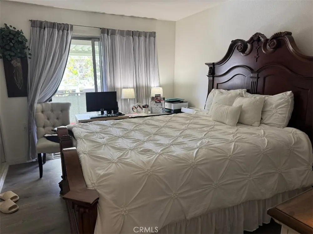 2260 Via Puerta #P Laguna Woods, CA 92637