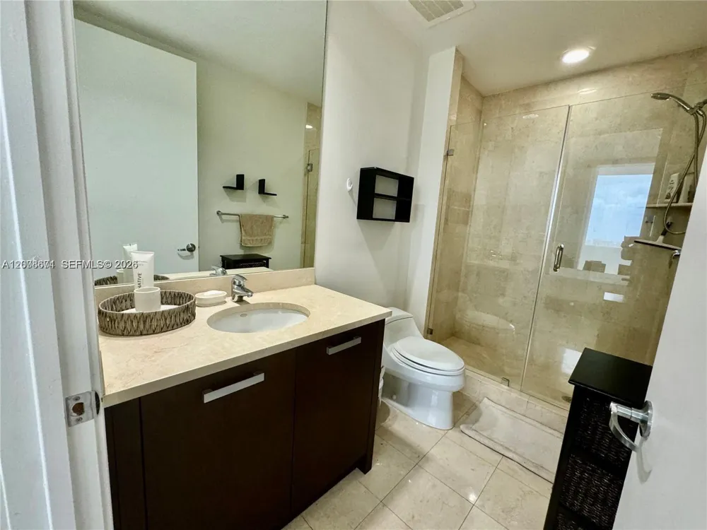 18101 Collins Ave #4302 Sunny Isles Beach, FL 33160