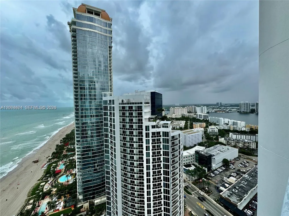 18101 Collins Ave #4302 Sunny Isles Beach, FL 33160
