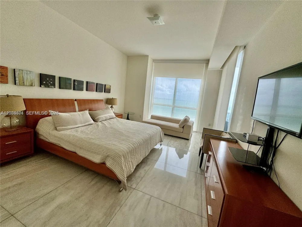 18101 Collins Ave #4302 Sunny Isles Beach, FL 33160