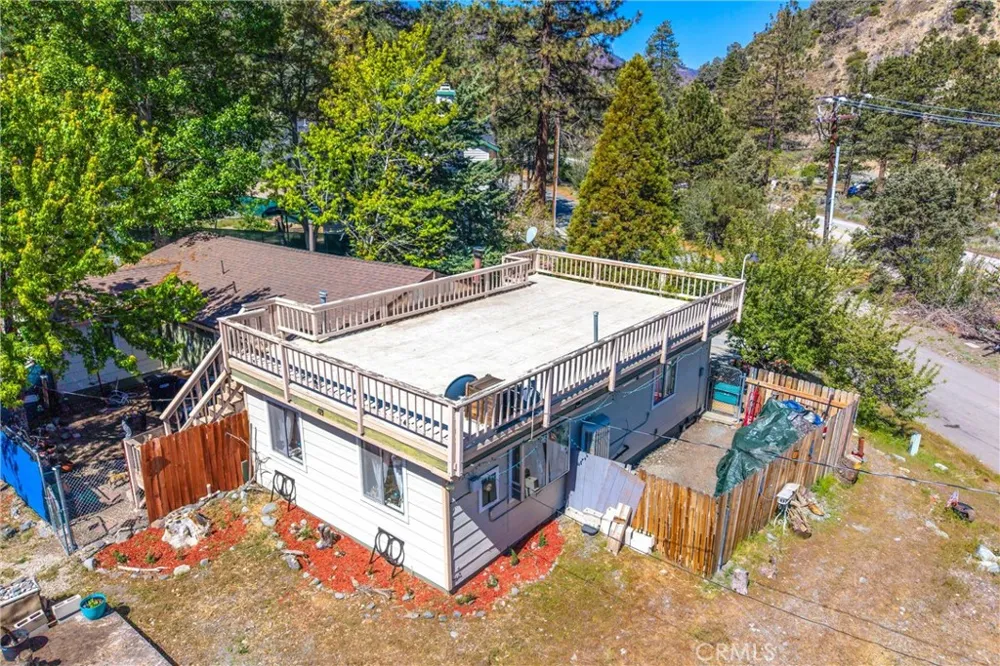 2164 Outer Hwy 2 Highway S Wrightwood, CA 92397