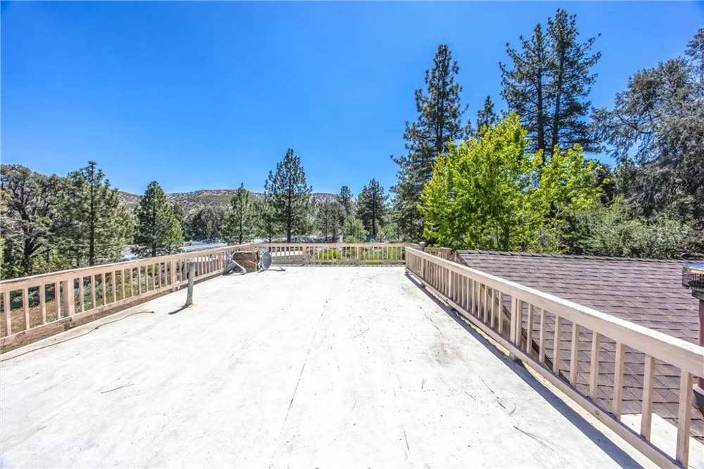 2164 Outer Hwy 2 Highway S Wrightwood, CA 92397