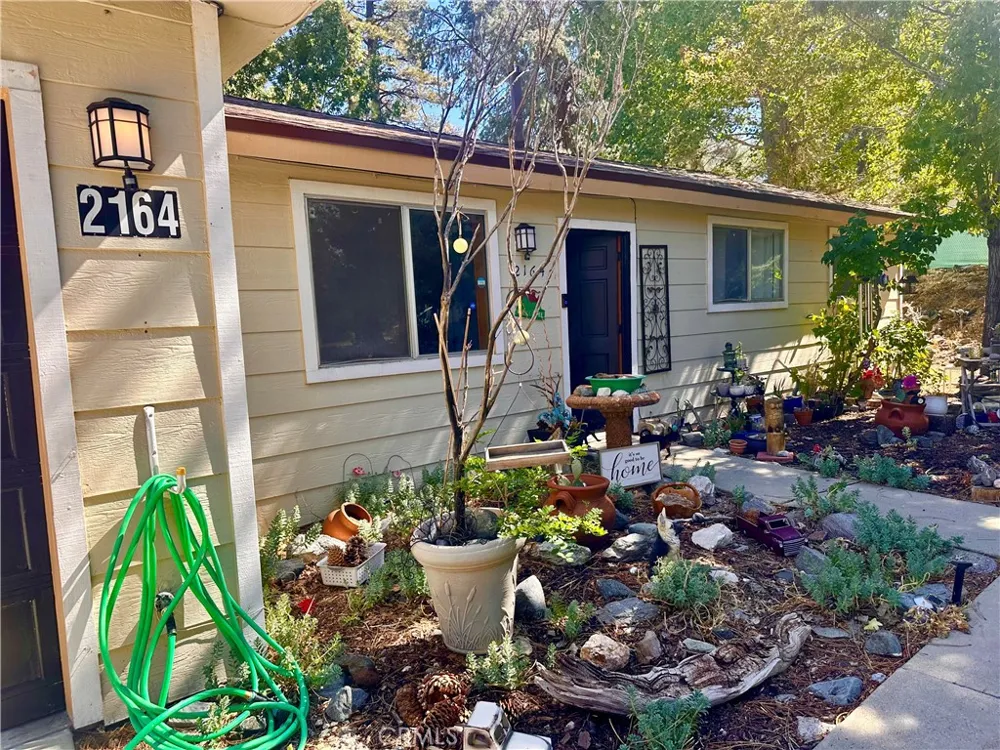 2164 Outer Hwy 2 Highway S Wrightwood, CA 92397
