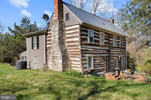 37275 CHARLES TOWN PIKE