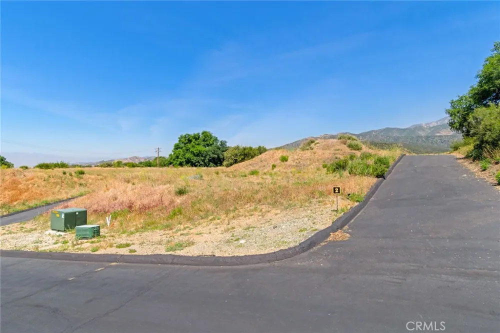 39611 Hidden Heights Drive Yucaipa, CA 92399