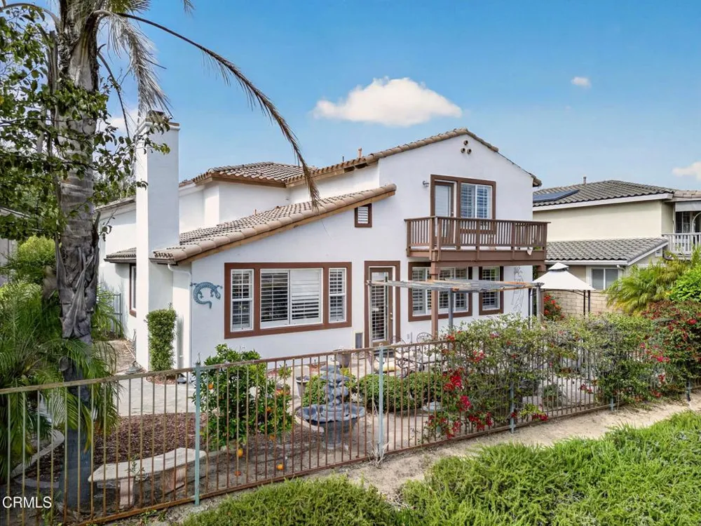 668 Corte Sol Camarillo, CA 93010