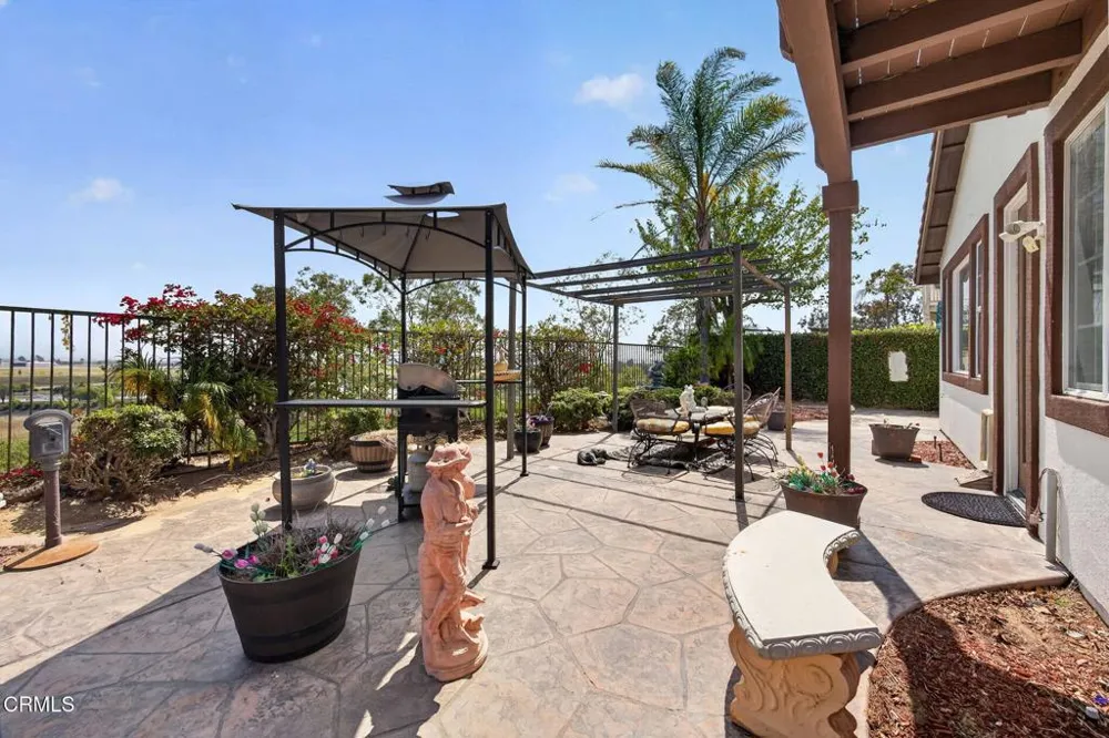 668 Corte Sol Camarillo, CA 93010