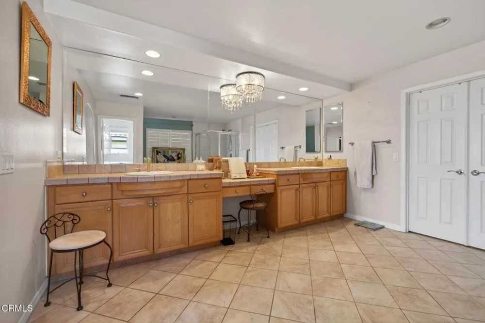668 Corte Sol Camarillo, CA 93010