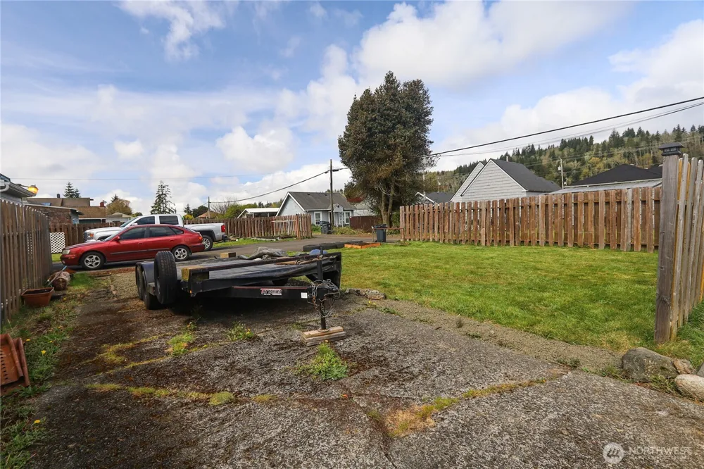 2835 Pacific Avenue Hoquiam, WA 98550