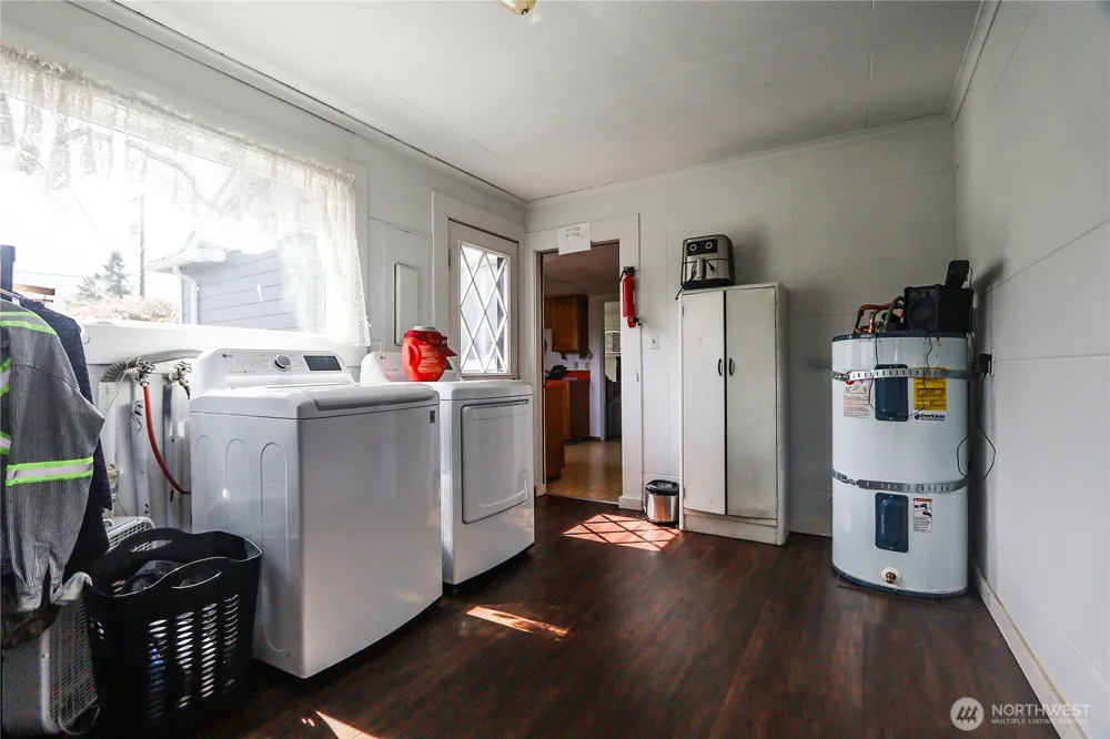 2835 Pacific Avenue Hoquiam, WA 98550