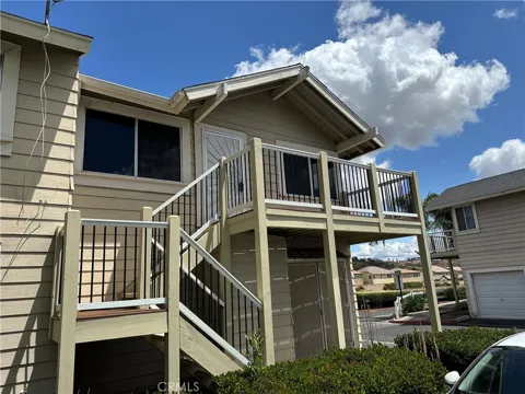713 Walnut Drive #17