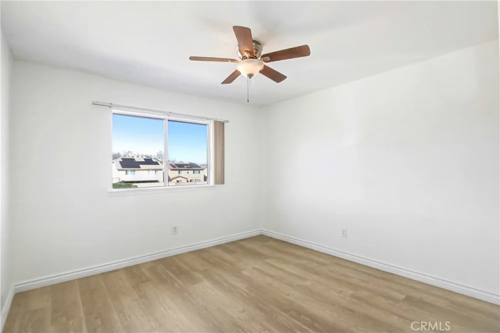 713 Walnut Drive #17 Lake Elsinore, CA 92530