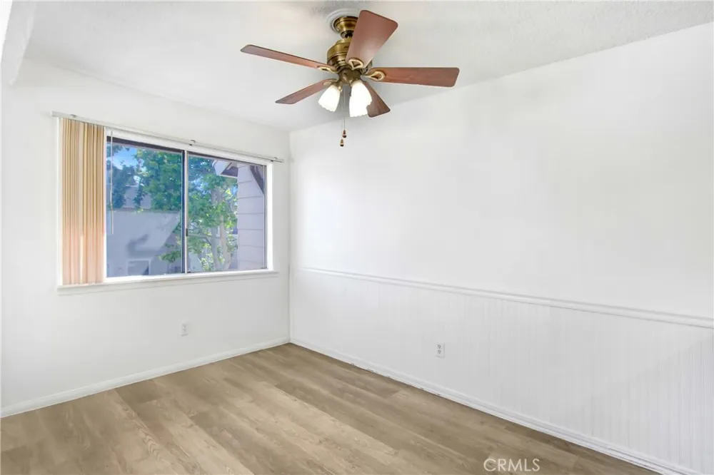 713 Walnut Drive #17 Lake Elsinore, CA 92530