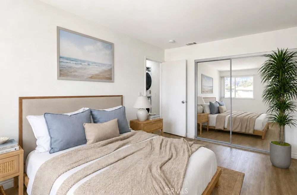 713 Walnut Drive #17 Lake Elsinore, CA 92530