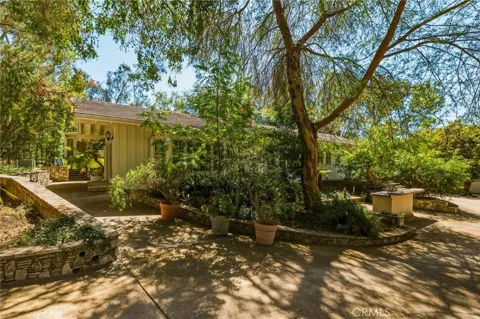 14 Johns Canyon Road