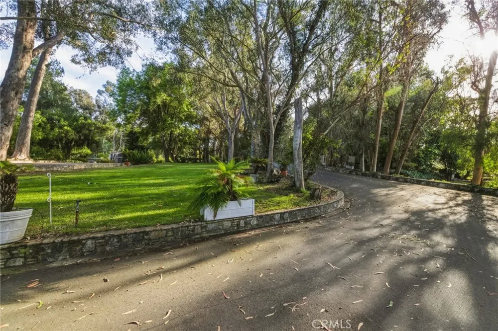 14 Johns Canyon Road Rolling Hills, CA 90274