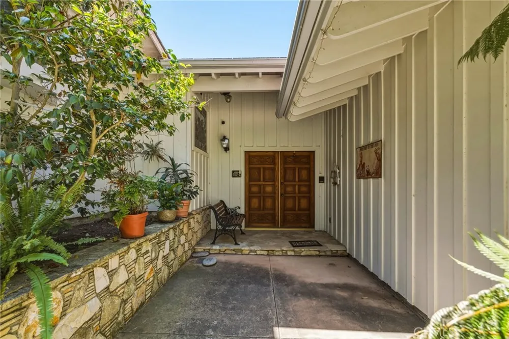 14 Johns Canyon Road Rolling Hills, CA 90274