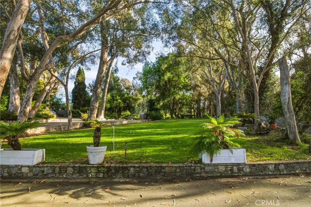 14 Johns Canyon Road Rolling Hills, CA 90274