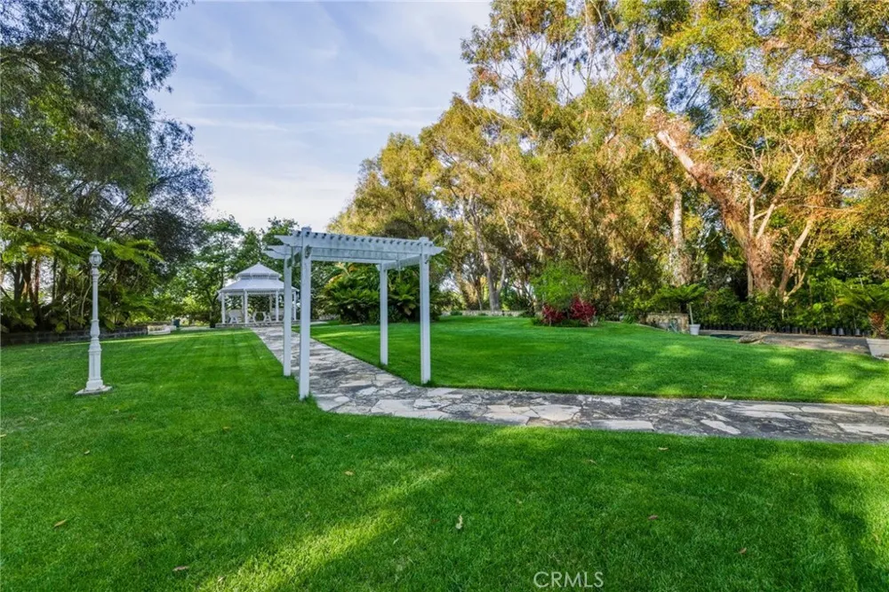 14 Johns Canyon Road Rolling Hills, CA 90274
