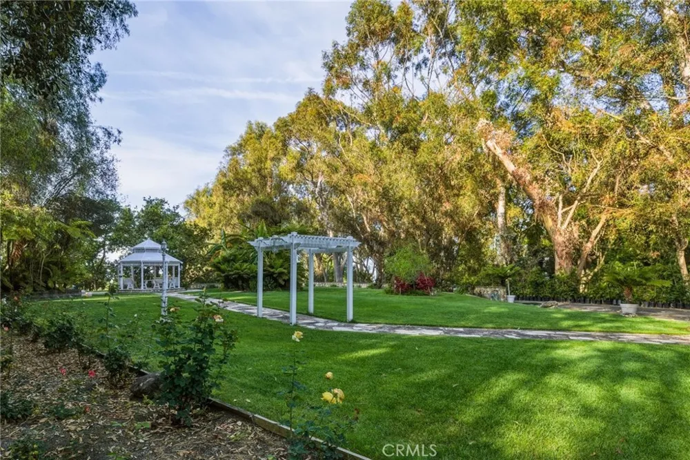 14 Johns Canyon Road Rolling Hills, CA 90274