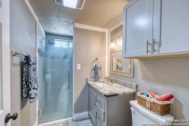 944 FM 1049 Knippa, TX 78870