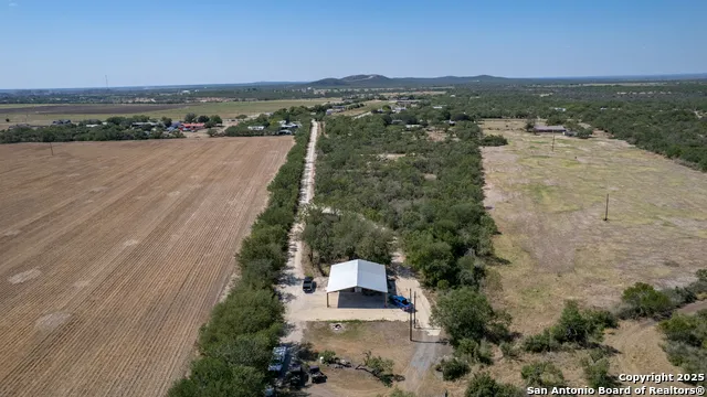 944 FM 1049 Knippa, TX 78870