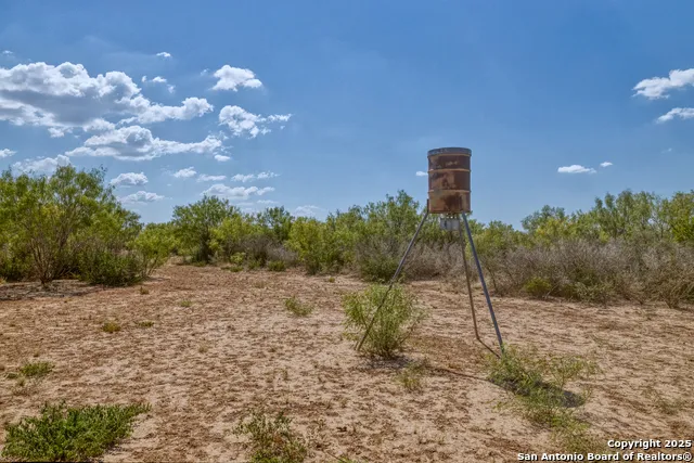 944 FM 1049 Knippa, TX 78870