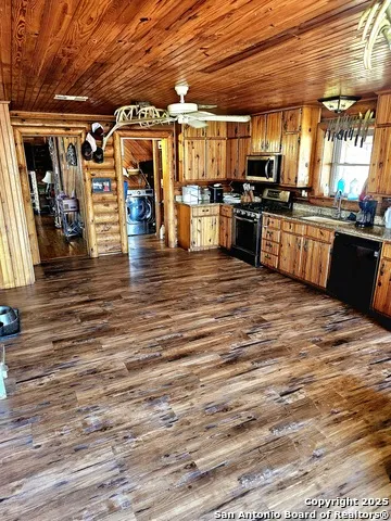 13733 Fm 541 McCoy, TX 78113