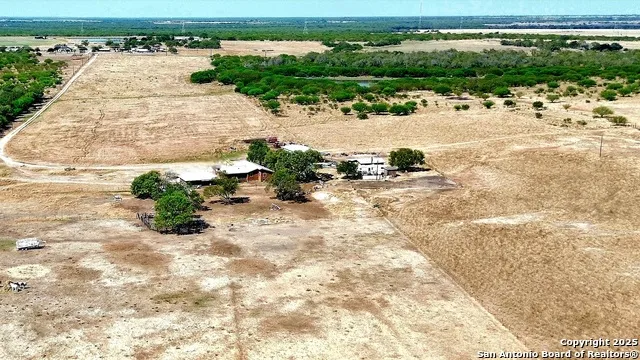 13733 Fm 541 McCoy, TX 78113