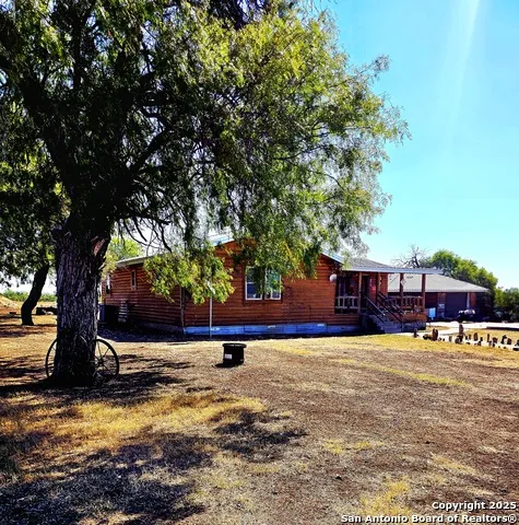 13733 Fm 541 McCoy, TX 78113