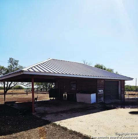 13733 Fm 541 McCoy, TX 78113