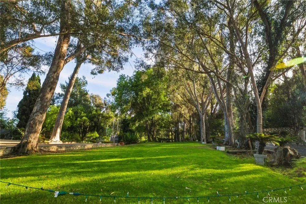 16 Johns Canyon Road Rolling Hills, CA 90274