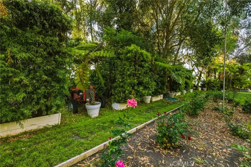 16 Johns Canyon Road Rolling Hills, CA 90274