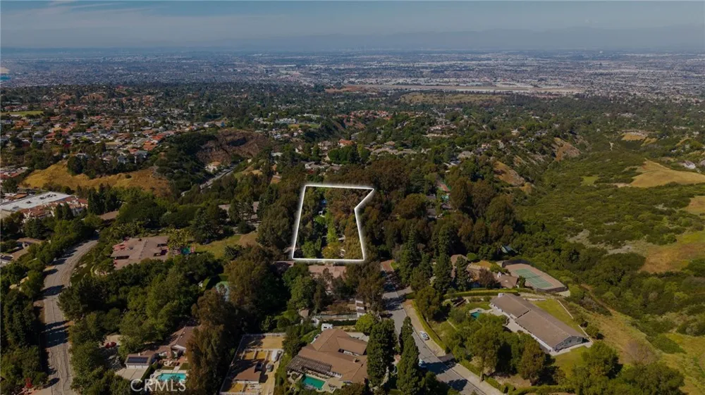 16 Johns Canyon Road Rolling Hills, CA 90274