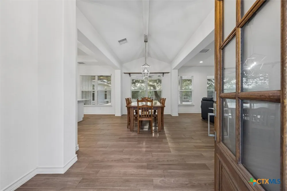 1420 Persimmon Pass Fischer, TX 78623