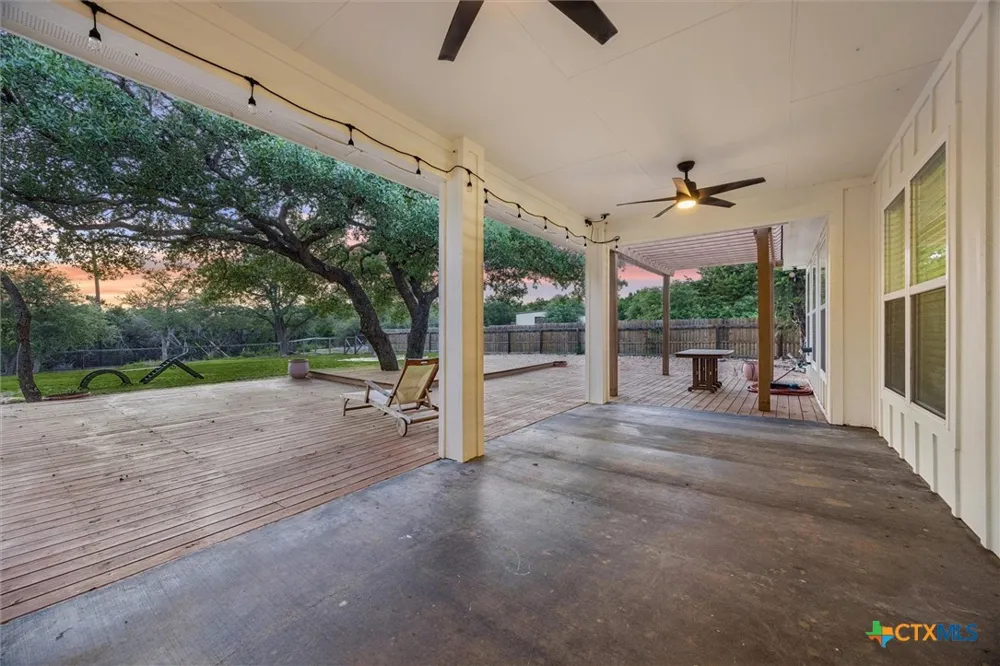 1420 Persimmon Pass Fischer, TX 78623