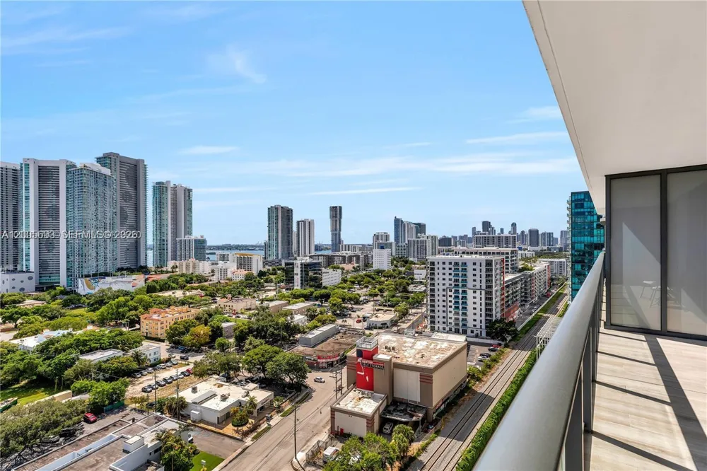 121 NE 34th St #1806A Miami, FL 33137