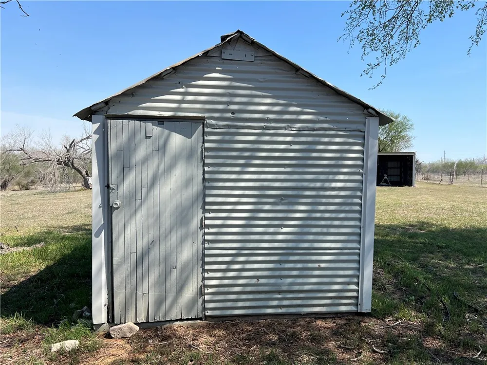 1206 Al Calde De La Bahia Goliad, TX 77963