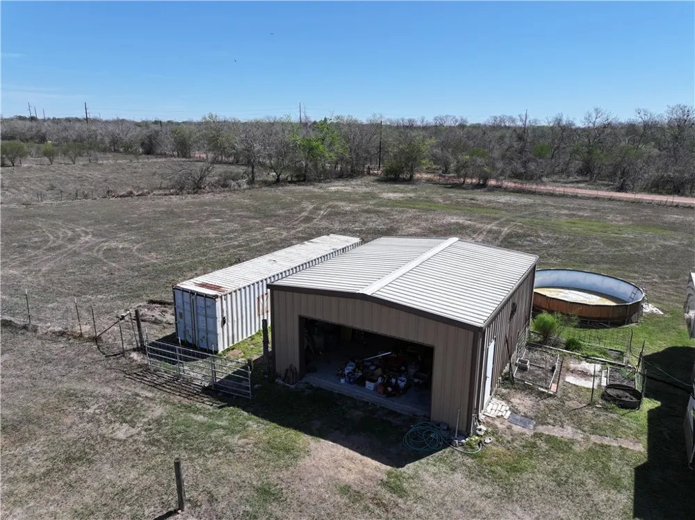 1206 Al Calde De La Bahia Goliad, TX 77963