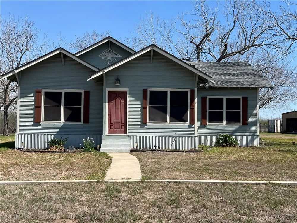 1206 Al Calde De La Bahia Goliad, TX 77963