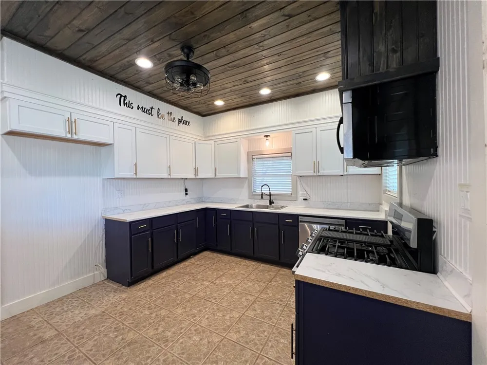 1206 Al Calde De La Bahia Goliad, TX 77963