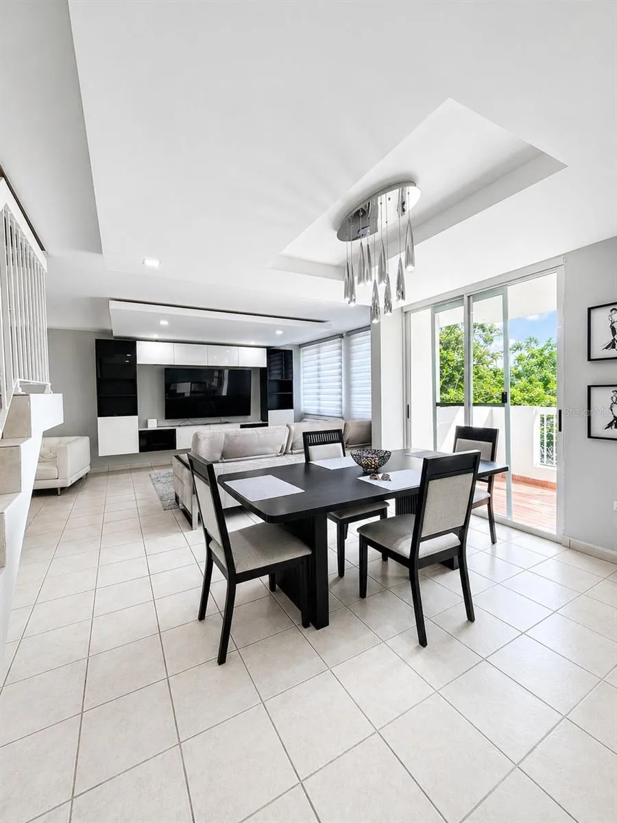 Ave. San Ignacio PRADOS DEL MONTE Guaynabo, PR 00969