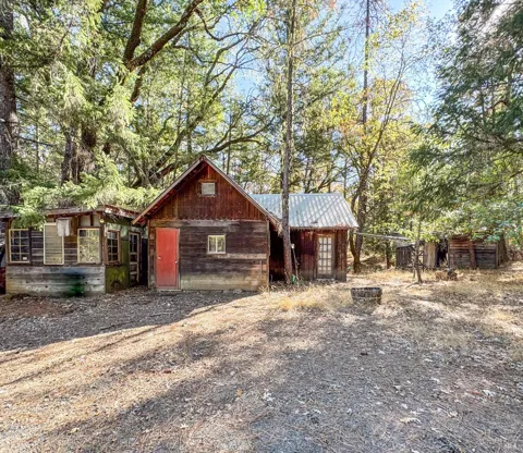 1141 Tenmile Creek Road