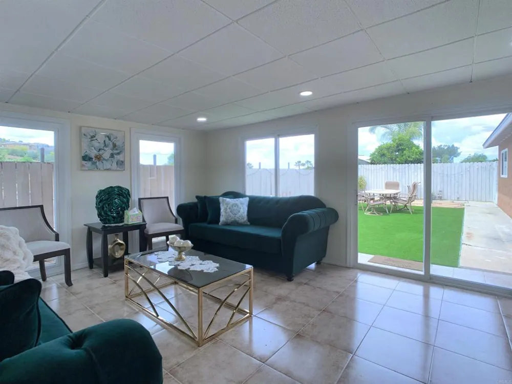 9104 Northcote Road Santee, CA 92071