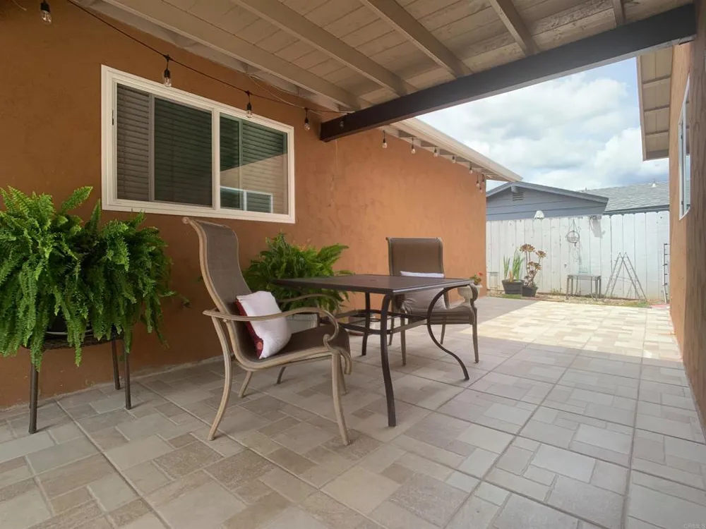 9104 Northcote Road Santee, CA 92071