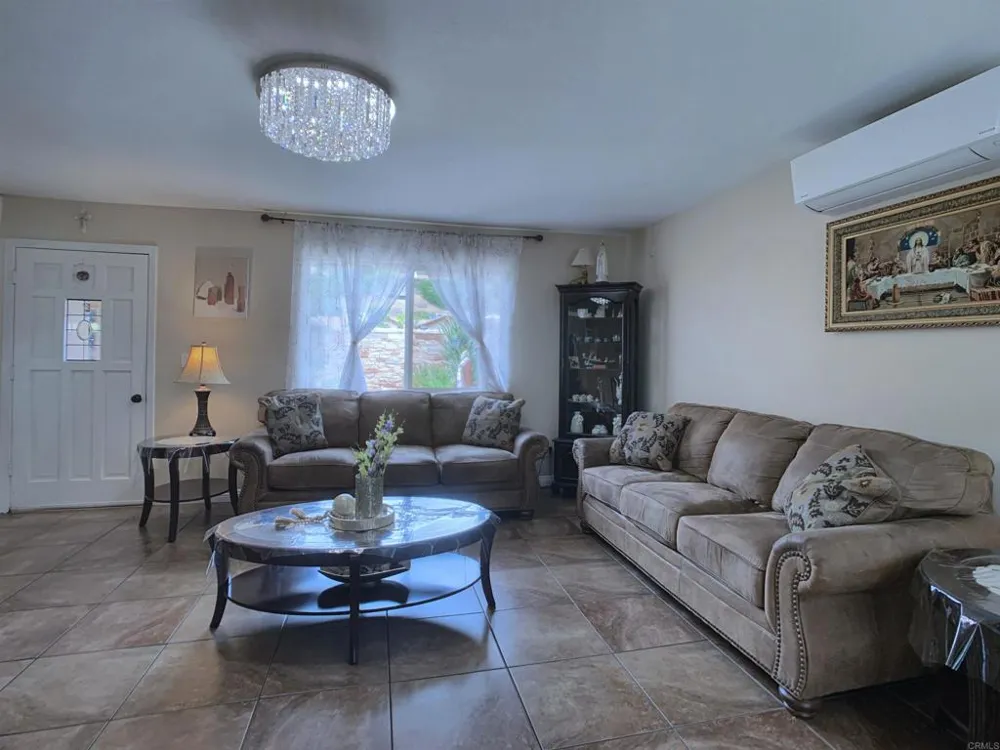 9104 Northcote Road Santee, CA 92071