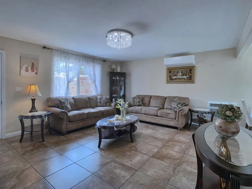 9104 Northcote Road Santee, CA 92071
