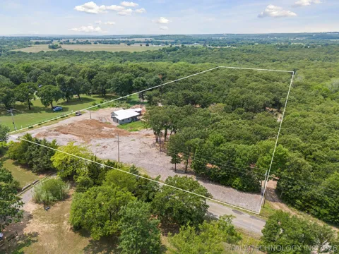 20910 Black Jack Trail