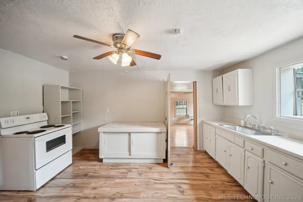 20910 Black Jack Trail Kellyville, OK 74039