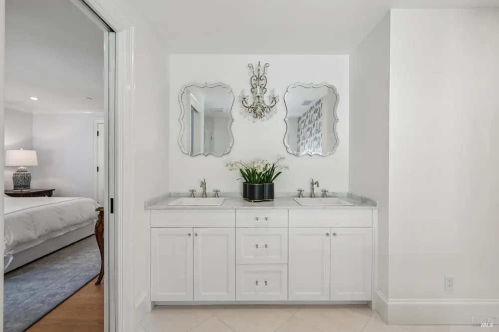 853 D STREET Petaluma, CA 94952